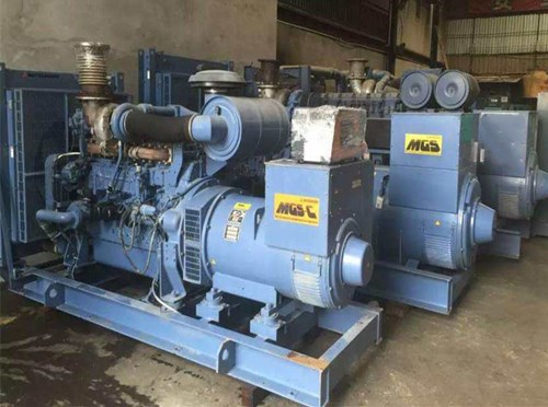 耿马发电机组带负载降电压是什么原因照成的？