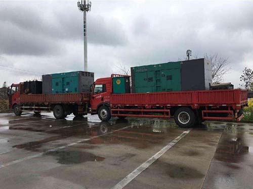 耿马涂抹密封胶后，需要等待多长时间才能安装水冷式机油散热器密封件？